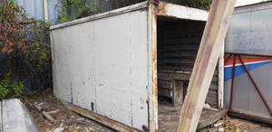 lot 1019 image: Storage Container