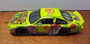 lot 888 image: Action Diecast Bank 124 1998 Jerry Nadeau #9 Scooby Doo On Zombie Land Ford Taurus, Limited Edition