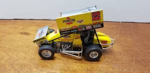 lot 895 image: AUTOGRAPHED Action Diecast 124 Jac Haudenschild Pennzoil Sprint Car, Limited Edition