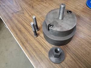 lot 1069 image: Late Model DT International Crank Shaft Rear Main Seal Installer