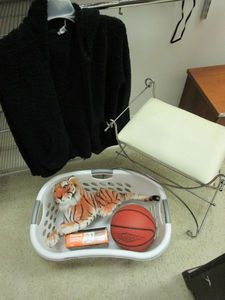 lot 138 image: ALFANI ROBE, VINTAGE METAL VANITY STOOL, STUFFED TIGER, BASKETBALL, TRAVEL IRON