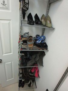 lot 153 image: VERY GENEROUS SHOE LOT, SEE PICS