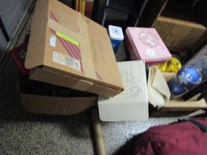 lot 177 image: XMAS DECOR, DOOR WREATH, MANTLE DECOR, TIN CONTAINERS, PINE CONES, LIGHTS &amp MUCH MORE