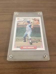 lot 200 image: 1993 Nabisco Allstar autographs card of Phil Niekro comes with COA