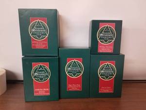 lot 26 image: Hallmark Christmas ornaments - bidx5