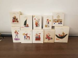lot 101 image: Hallmark Christmas ornaments