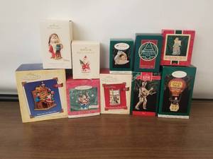 lot 105 image: Hallmark Christmas Ornaments