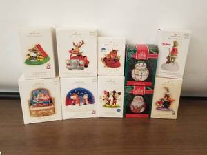 lot 106 image: Hallmark Christmas Ornaments