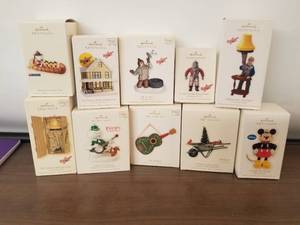 lot 113 image: Hallmark Christmas Ornaments