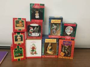 lot 119 image: Hallmark Christmas Ornaments