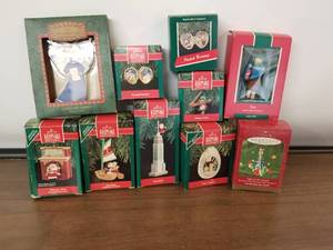 lot 142 image: Hallmark Christmas Ornaments