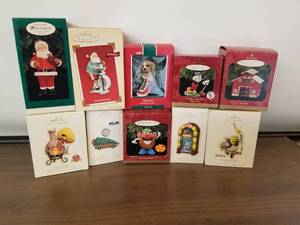 lot 148 image: Hallmark Christmas Ornaments