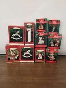 lot 154 image: Hallmark Christmas Ornaments