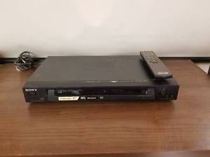lot 166 image: Sony CD player