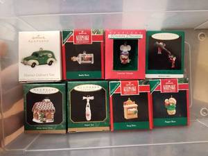 lot 201 image: Hallmark Christmas Ornaments