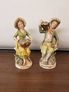 lot 238 image: Homco ceramic figures