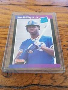 lot 12 image: 1989 Donruss - Ken Griffey Jr. Rookie card #33