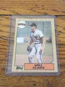 lot 29 image: 1987 Topps - Will Clark Rookie card #420