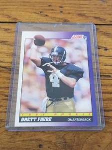 lot 65 image: 1991 Score - Brett Favre Rookie Card #611