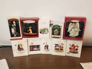 lot 96 image: Hallmark Christmas Ornaments