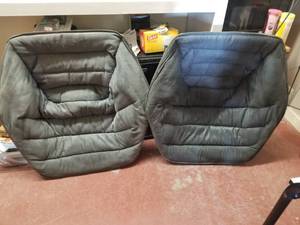 lot 153 image: Fold up chairs -set of 2