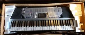 lot 2 image: Casio CTK-496 Electronic Keyboard with 61 Full-Size Keys and Singalong Capability - TESTEDWORKS