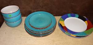 lot 26 image: ASSORTED PLATES & BOWLS AS SHOWN