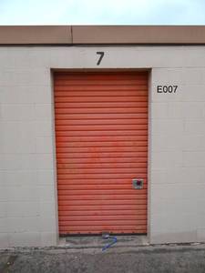 lot 51 image: E007 - 8 X 10 DELINQUENT STORAGE SELL OFF - CONTRACTORS UNIT, FLOORING, PLUMBING, TOOLS & MORE