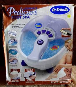 lot 67 image: VINTAGE PEDICURE FOOT SPA - APPEARS UNUSED IN ORIGINAL BOX