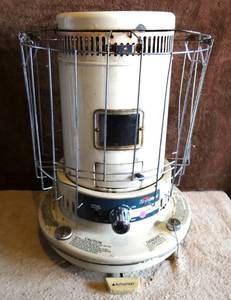 lot 81 image: KeroHeat CV-2230 23,500 BTU Kerosene Convection Heater
