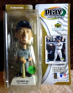 lot 104 image: PLAYMAKERS COLLECTIBLE FIGURE & CARD - SEATTLE MARINERS SUPERSTAR ICHIRO - SPECIAL EDITION $$