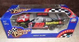 lot 204 image: 2000 Winners Circle 124 RICKY RUDD #28 Texaco Havoline Ford Taurus Racecar