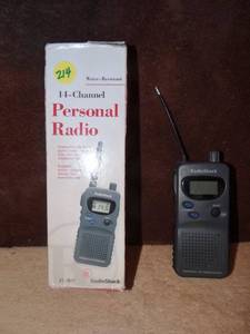 lot 214 image: VINTAGE RADIO SHACK 14 BAND WATER RESISTANT PERSONAL RADIO