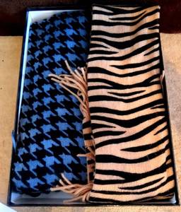 lot 215 image: ORNATE SCARFS AS SHOWN