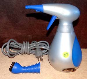 lot 229 image: SHARK EURO-PRO SELECT STEAM BOTTLE SC618HD SET WITH ATTACHMENT
