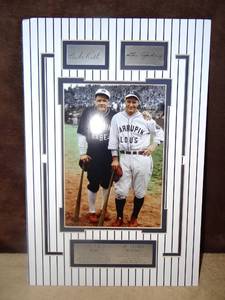 lot 253 image: BABE RUTH & LOU GEHRIG WALL DISPLAY - MATTED WITH PHOTO & METAL NAME PLATES - APPROX 12 X 19