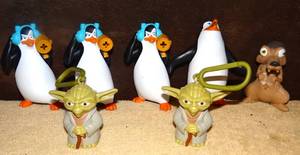 lot 259 image: ASSORTMENT OF MCDONALDS COLLECTIBE FIGURES