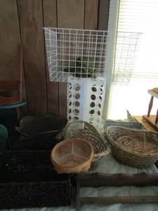 lot 46 image: Longaberger hand woven basket signed TAS 2001,  Assorted other wicker baskets,  wooden hanging towel rack 1 metal basket