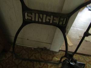 lot 66 image: SINGER SEWING MACHINE FRAME -2 side rails, 1 cross bar Singer from treadle