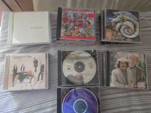 lot 77 image: Music CDs 20 plus- Moody Blues, Streisand, Natalie Cole, Fleetwood mac and more