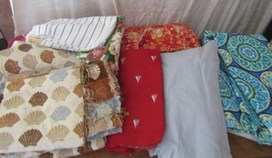 lot 134 image: Lot of Fabric all kinds and amounts