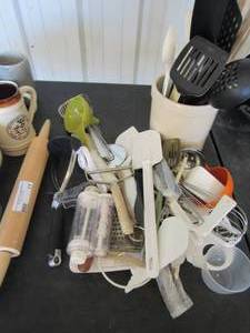 lot 11 image: Assorted kitchen ware-Spatula, whisk, spooks, ladles, etc.