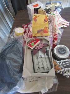 lot 34 image: Misc.- Cups, gloves, napkins, seeds