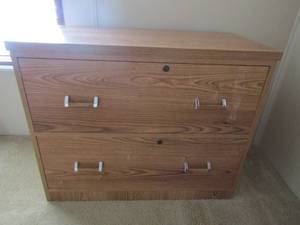lot 74 image: 2 drawer wood filing cabinet 29x36x18