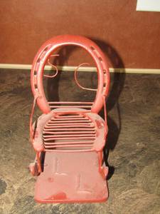 lot 103 image: Red metal rocker 7x4x6