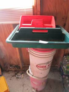 lot 131 image: Red and green tool caddy, 5 gallon bucket with lid and lone star igloo