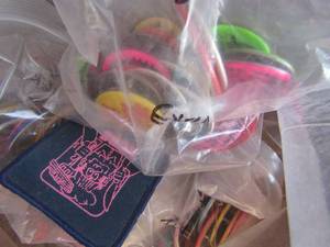 lot 165 image: Large bag of BBQ pins buttons