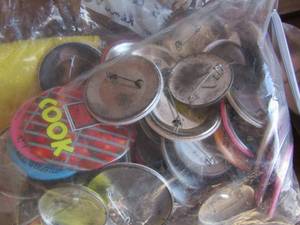 lot 169 image: Full sets of SBN BBQ cook off shirt pens