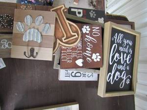 lot 185 image: Large lot of Dog love signs 8x6,12x5, 14x10