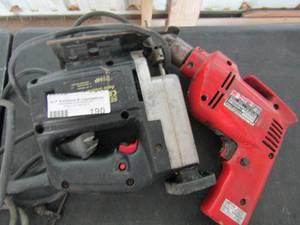 lot 190 image: Sears Craftsman scroll saw, Makita 10mm drill #M601 and double insulation